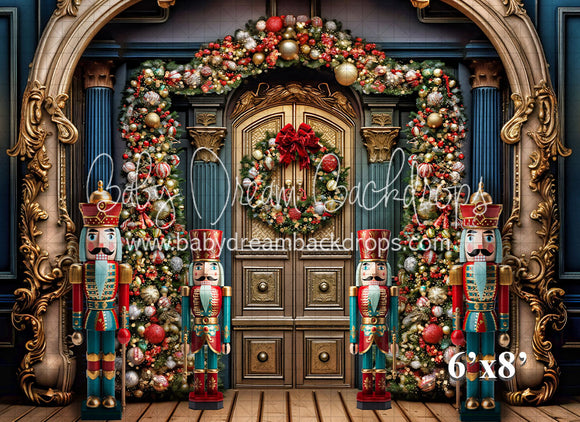 Gold Ornate Christmas Door (VR)