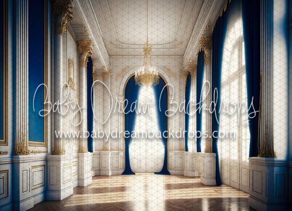 Royal Draped Window Room (ES)