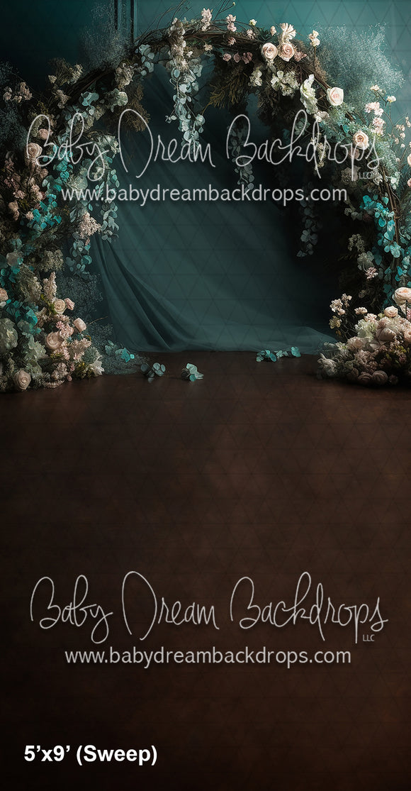Sweeps Studio Turquoise Floral Arch (AZ)