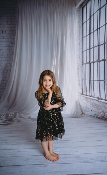 Curtain Grunge Room Sweep (WM)