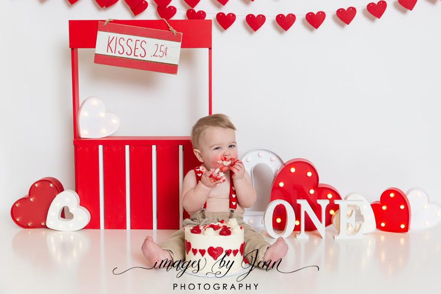 Cupid Kisses 25c Booth (JG)