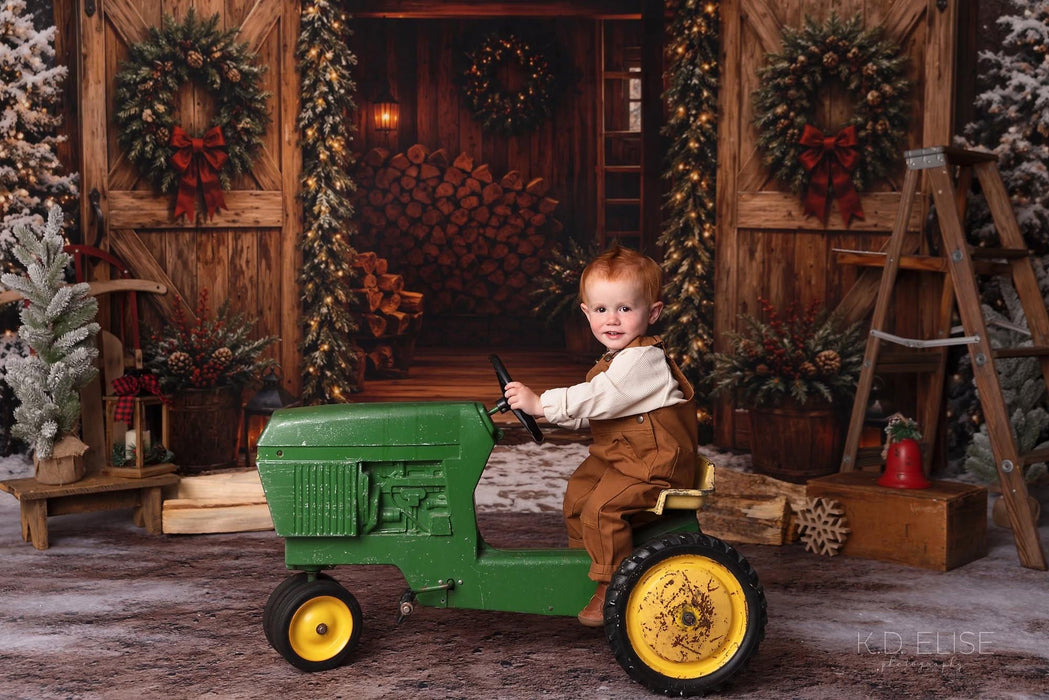 The Christmas Woodshed (MI)