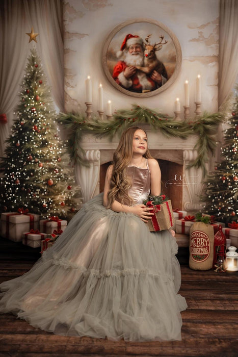 A Very Merry Christmas Mantel (MD)