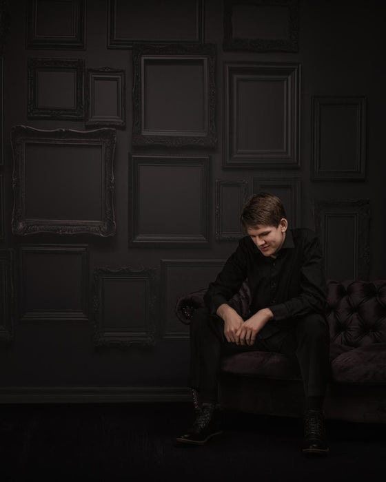 Black Frame Wall (WM)