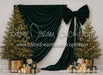An Elegant Draped Christmas (MD)