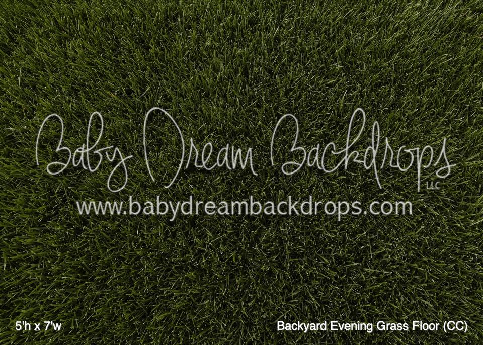 Backyard Evening Grass Fabric Floor (CC)