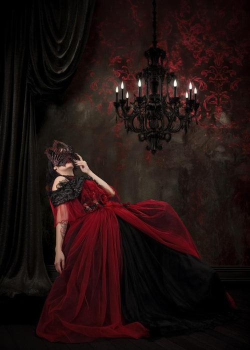 SWEEPS Black Damask (WM)