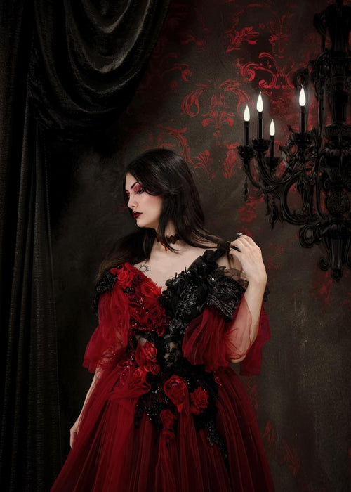 SWEEPS Black Damask (WM)