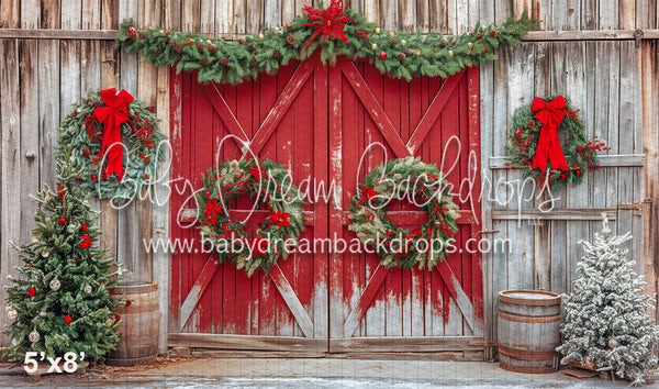 Christmas Barn (WM)