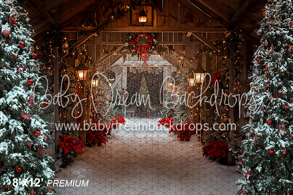 Christmas Town Santa's Barn (YM)