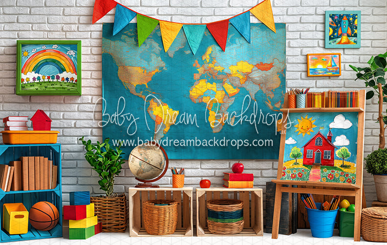 Classroom Full of Color (JA)