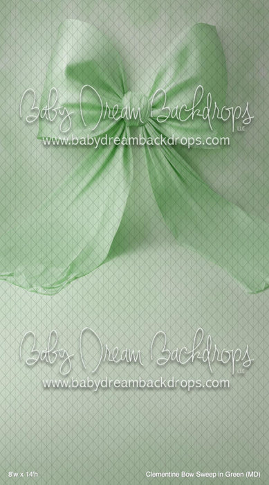 Clementine Bow Sweep in Green (MD)