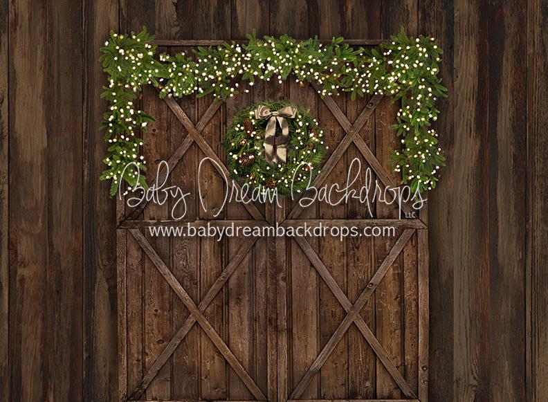 Cottage Christmas Barn Doors (Lights)