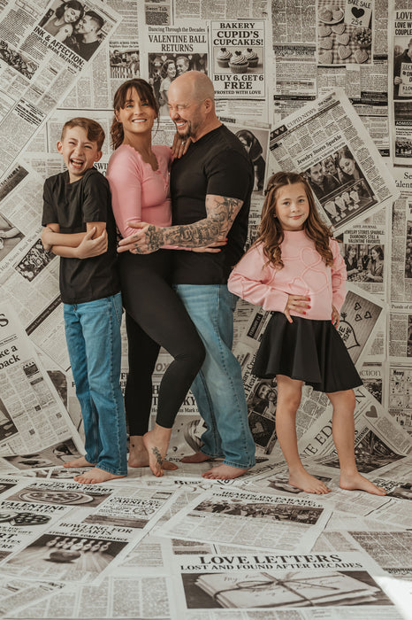 Love Makes Headlines Papers Sweeps (CC)