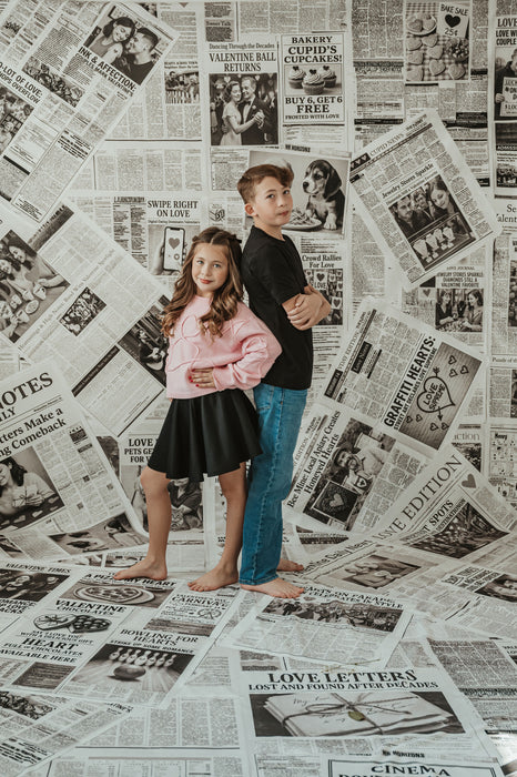 Love Makes Headlines Papers Sweeps (CC)