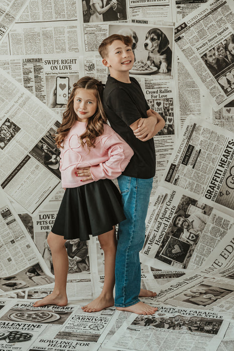 Love Makes Headlines Papers Sweeps (CC)