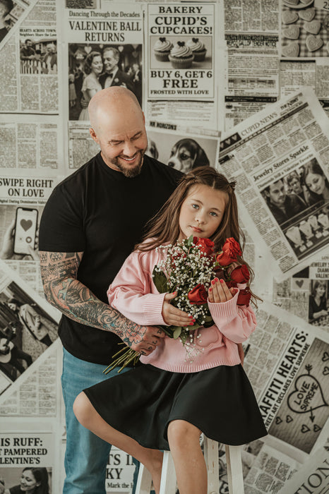 Love Makes Headlines Papers Sweeps (CC)