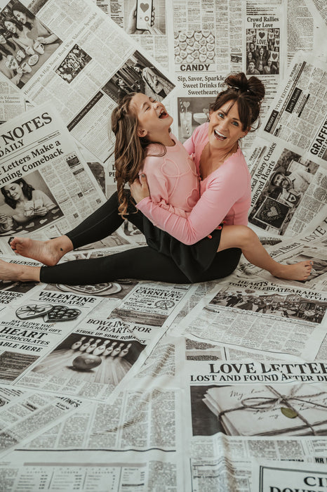 Love Makes Headlines Papers Sweeps (CC)