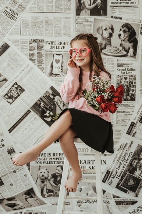 Love Makes Headlines Papers Sweeps (CC)