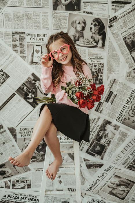 Love Makes Headlines Papers Sweeps (CC)