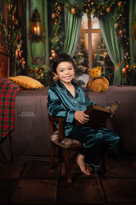 Fabric Room Green Dream Pine Window + Green Dream Pine Queen Headboard + Archer Tiles