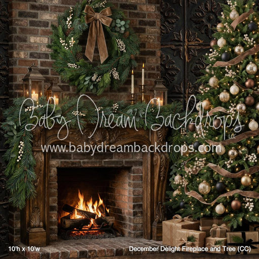 December Delight Fireplace and Tree (CC)