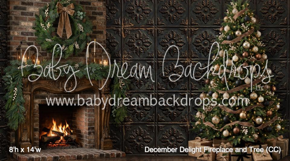 December Delight Fireplace and Tree (CC)