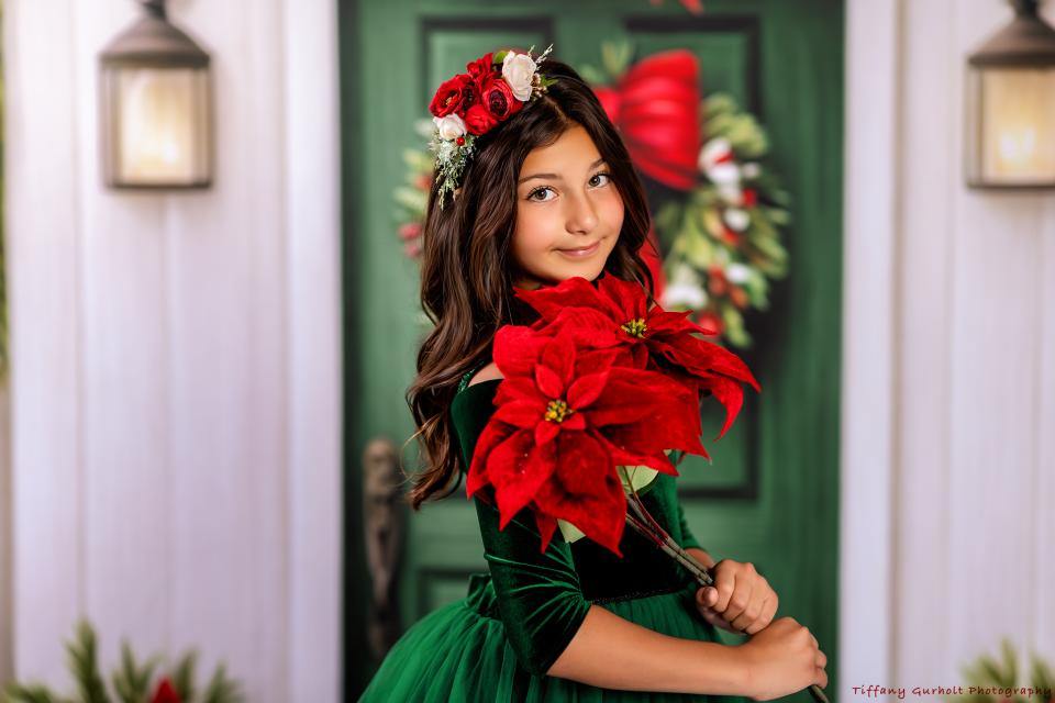 Decorated for Christmas (VR)