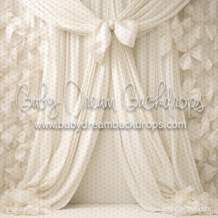 Draped in Ivory Bow Wall (MD)