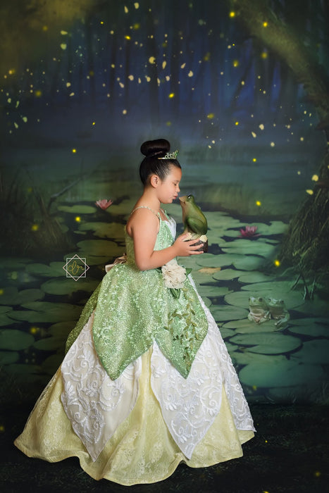 Enchanted Princess Goin' Down the Bayou (No Frogs) (WM)