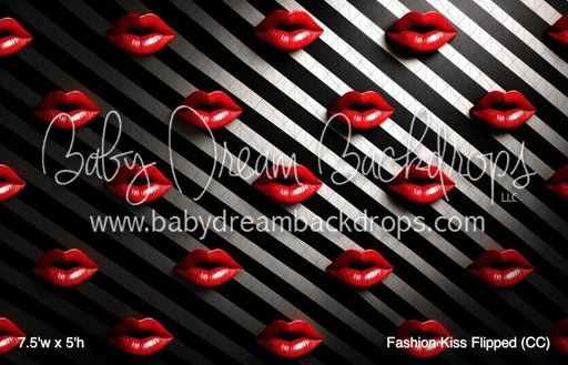 Fashion Kiss Flipped (CC)
