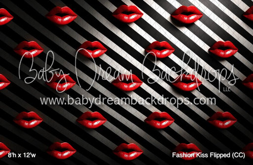 Fashion Kiss Flipped (CC)
