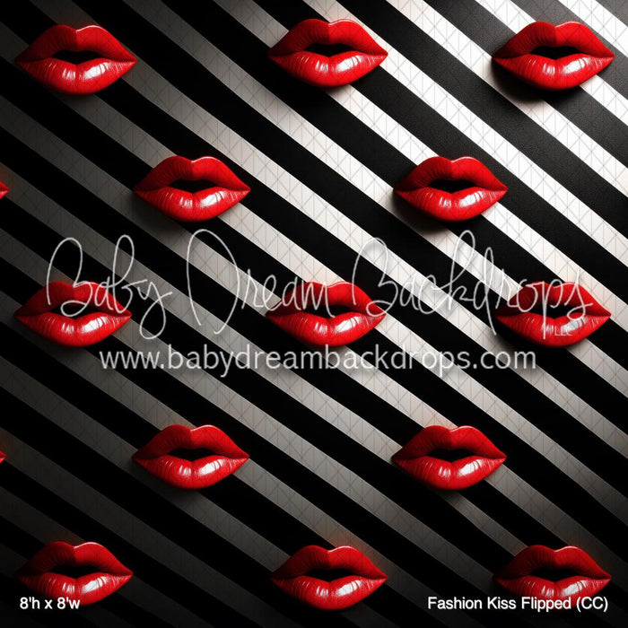 Fashion Kiss Flipped (CC)