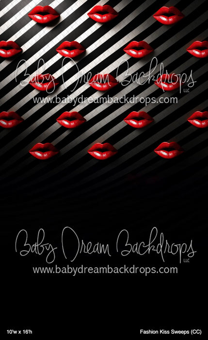 Fashion Kiss Sweeps (CC)