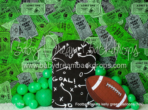 Football tickets kelly green balloons (NN)