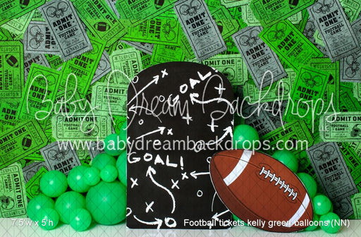 Football tickets kelly green balloons (NN)