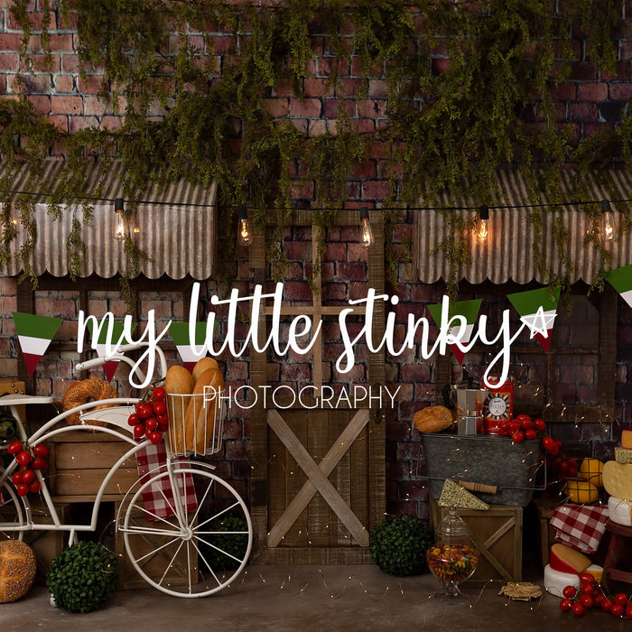 Francos Market No Sign