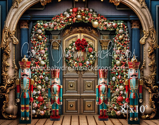 Gold Ornate Christmas Door (VR)