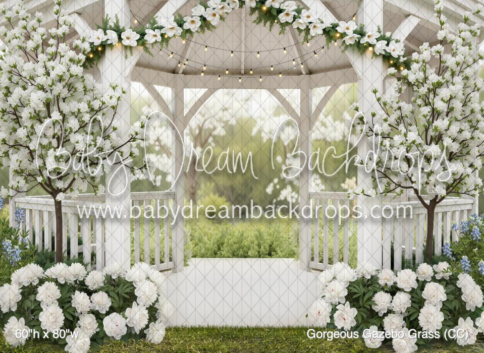 Gorgeous Gazebo Grass (CC)