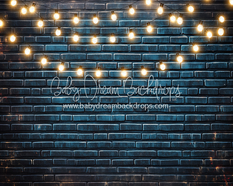 Grad Alley Brick with Lights (JA)