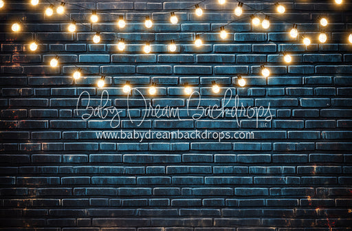 Grad Alley Brick with Lights (JA)