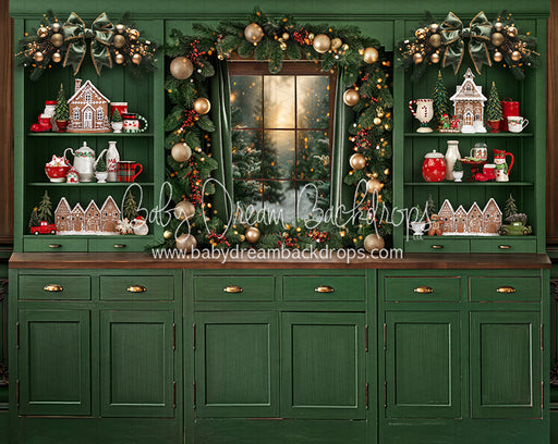 Green Dream Pine Kitchen (JA)