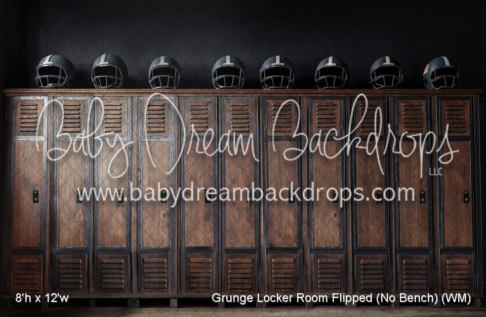Grunge Locker Room Flipped (No Bench) (WM)