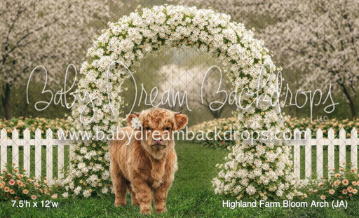 Highland Farm Bloom Arch (JA)