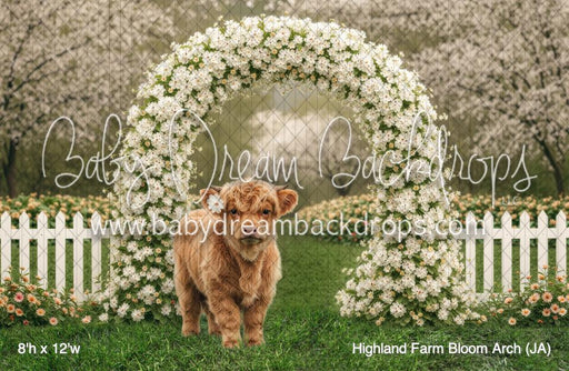 Highland Farm Bloom Arch (JA)