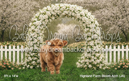 Highland Farm Bloom Arch (JA)