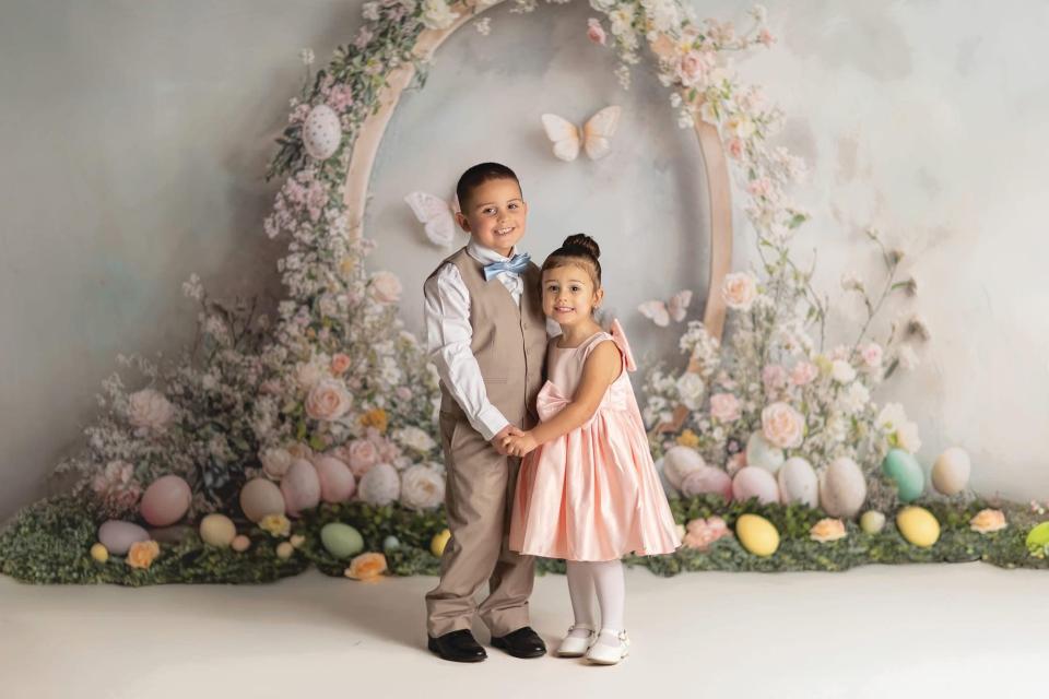 Hippity Hop Arch (WM)