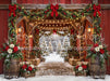 Holiday Barn Alley (CC)