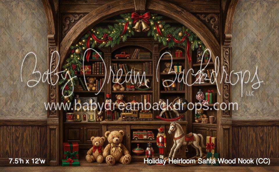 Holiday Heirloom Santa Wood Nook (CC)
