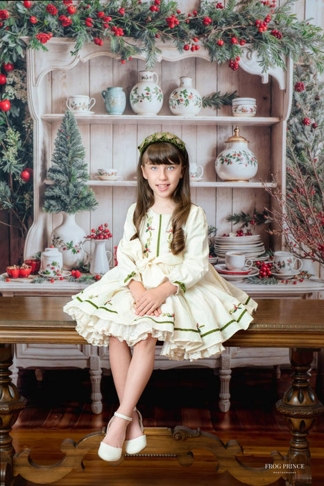 The Holiday Hutch (WM)